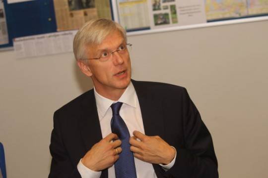 Krišjānis Kariņš: Nodokļu slogs Latvijā ir aplams
